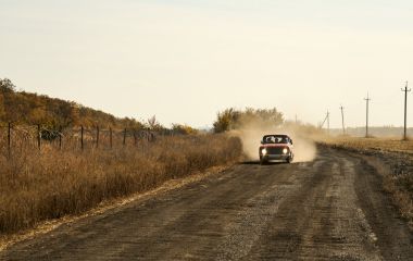 Чи небезпечний весняний пил на дорогах?