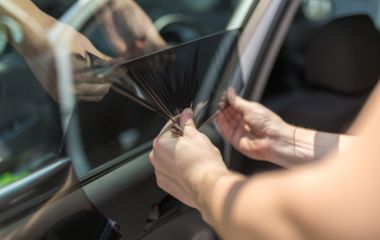 Як зняти тонувальну плівку?