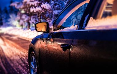 Наскільки шкідливо у морози тримати машину у теплому гаражі?